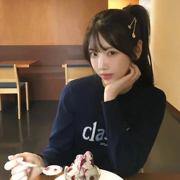 夏威夷冲浪女孩